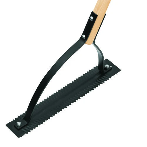 Yardworks® 30" Wood Handle Weed Cutter 2 Yardworks® 30" Wood Handle Weed Cutter - Image 2