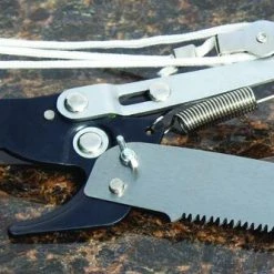 Yardworks® 15" Pruner Saw Blade 5 Yardworks® 15" Pruner Saw Blade -Outdoor Haven 2650132 scene4